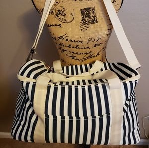 DSW Black and White Striped Tote Bag Brand New with out tag 🏷️